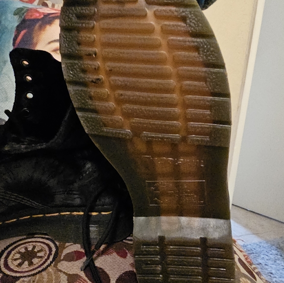 Dr.martens tye dye  Size 8 woman's - Picture 4 of 4